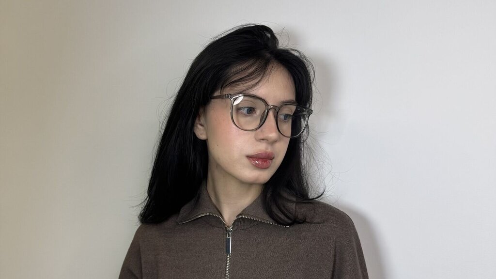 SlyviaFarug